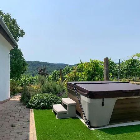 بيت للعطل Kali Panorama Birtok *